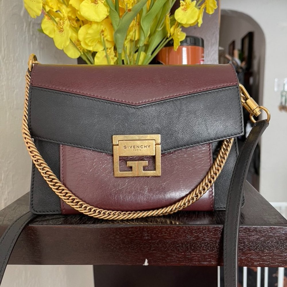 Small GV3 Givenchy crossbody two-toned handbag